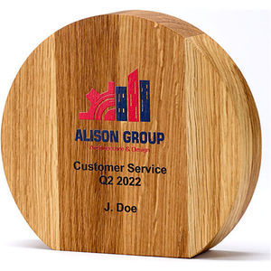 22cm x 24.5cm x 3.5cm Beech Circle Award