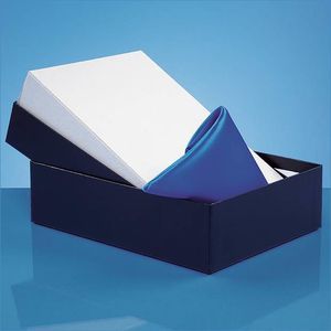 Universal 2 Glass/Award Satin Lined Presentation Box